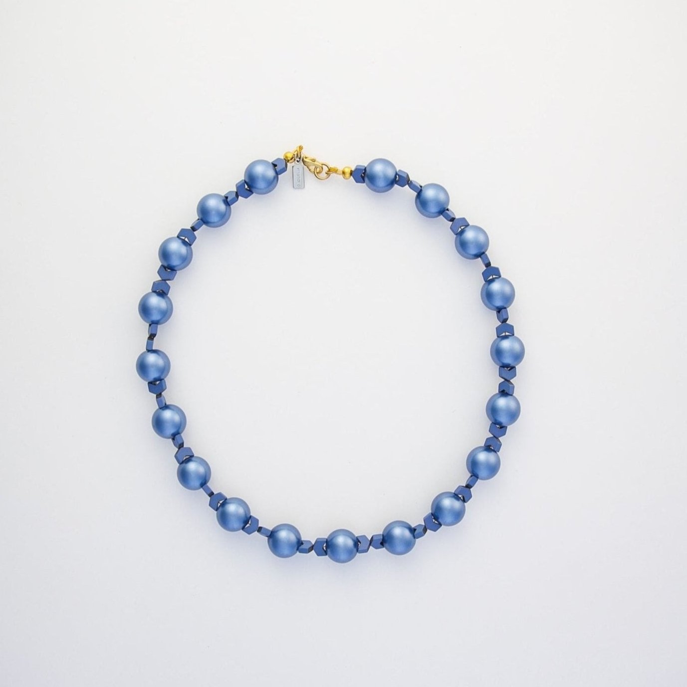 NINA BLU PEARL NECKLACE